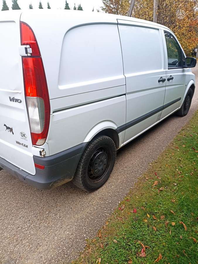 Mercedes-Benz Vito 2013 — вигляд ззаду