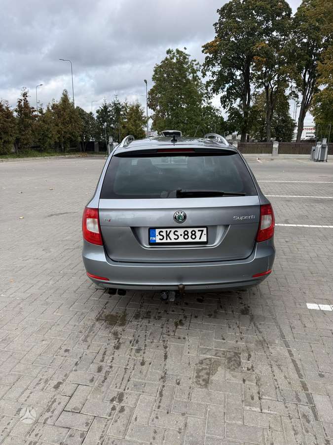 Skoda Superb 2012 — photo 6