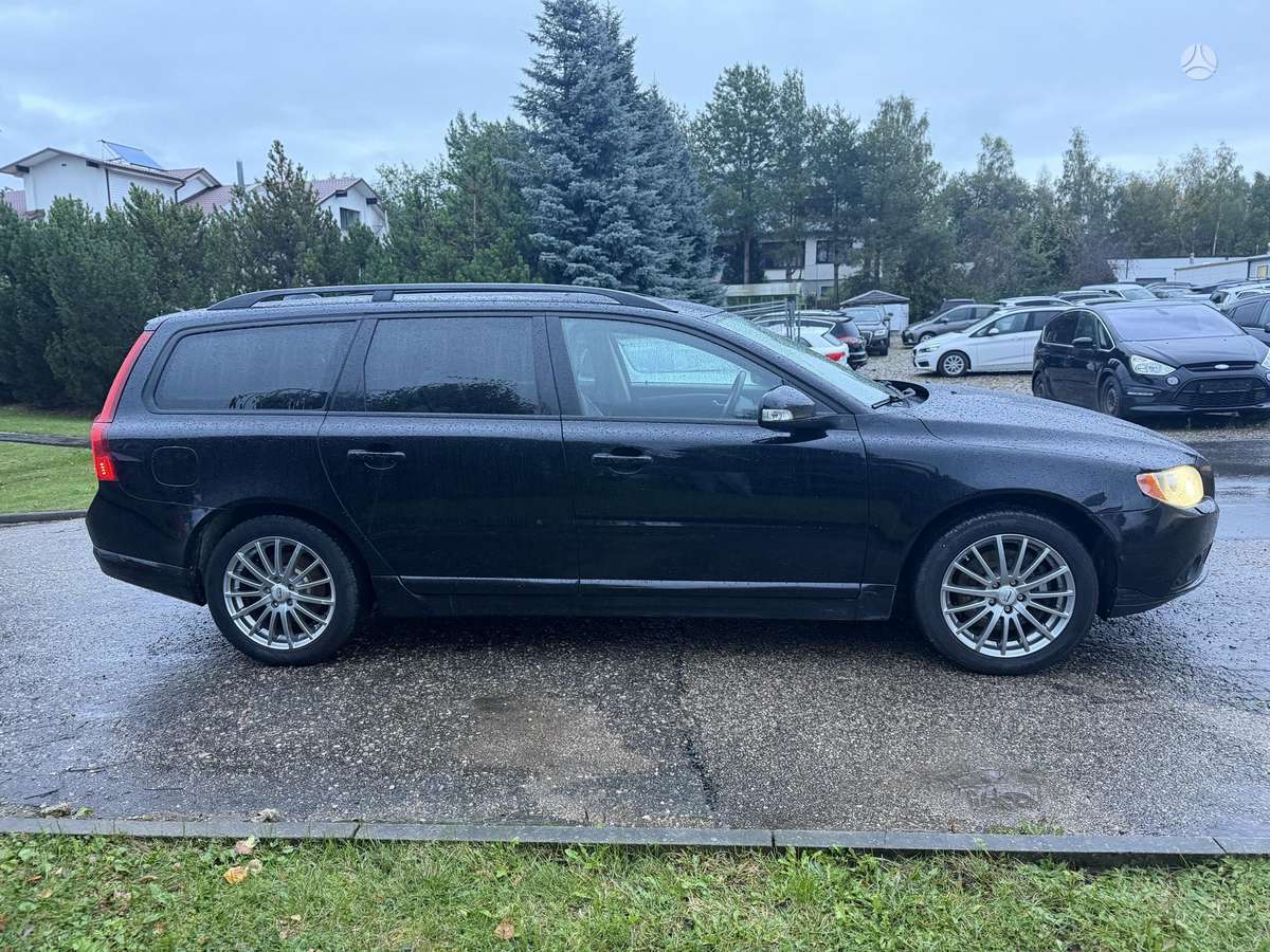 Volvo V70 2008 — photo 8