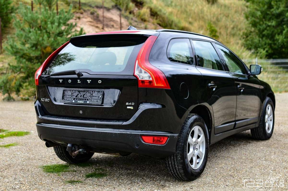 Volvo XC60 2010 — фото 6