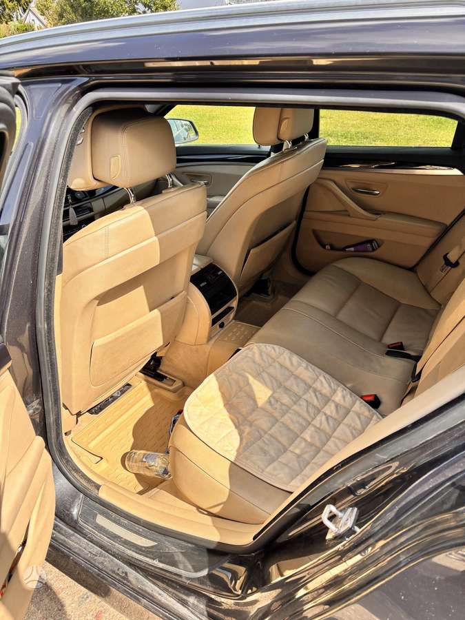 BMW 525 2011 — engine 3000 cm³, 204 HP (150kW)