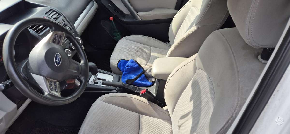 Subaru Forester 2015 — engine 2498 cm³, 170 HP (125kW)