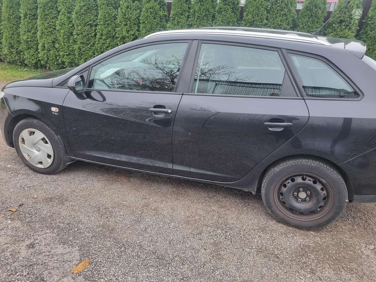Seat Ibiza 2011 — photo 10