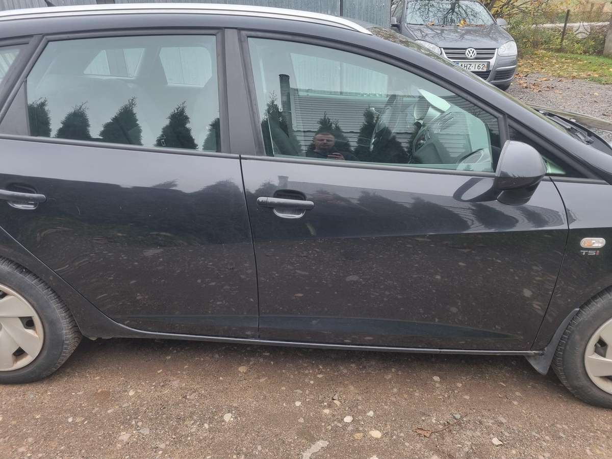 Seat Ibiza 2011 — photo 5