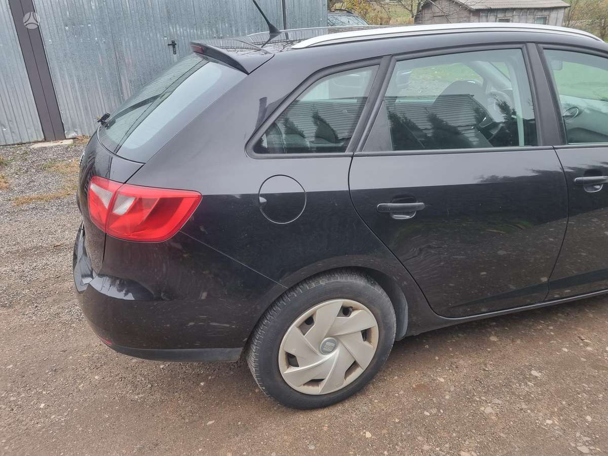 Seat Ibiza 2011 — photo 6