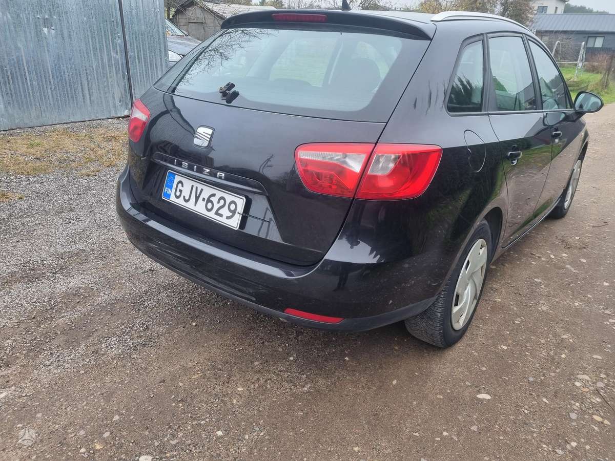 Seat Ibiza 2011 — photo 7