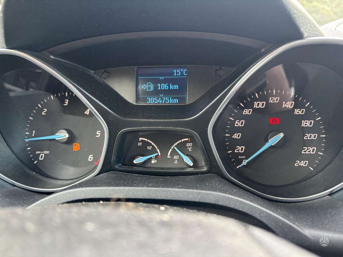 Ford Grand 2011 — photo 10