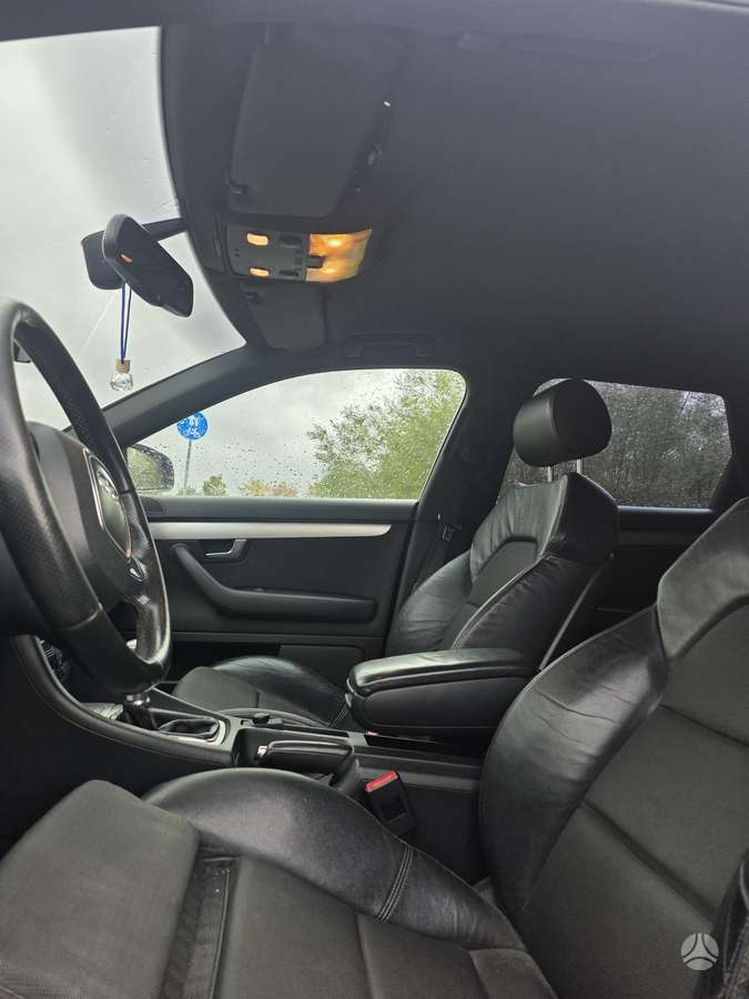 Audi A4 2007 — photo 11