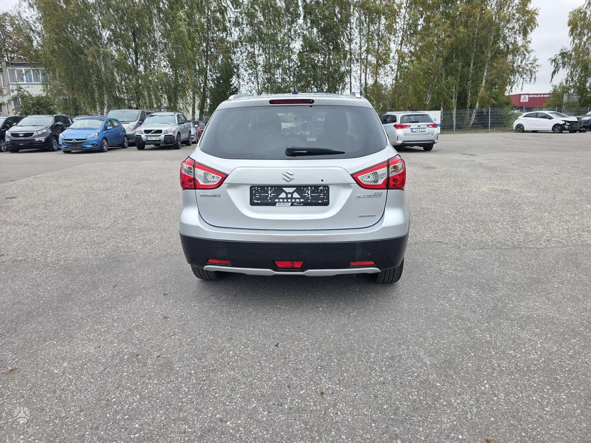 Suzuki SX4 2015 — фото 6