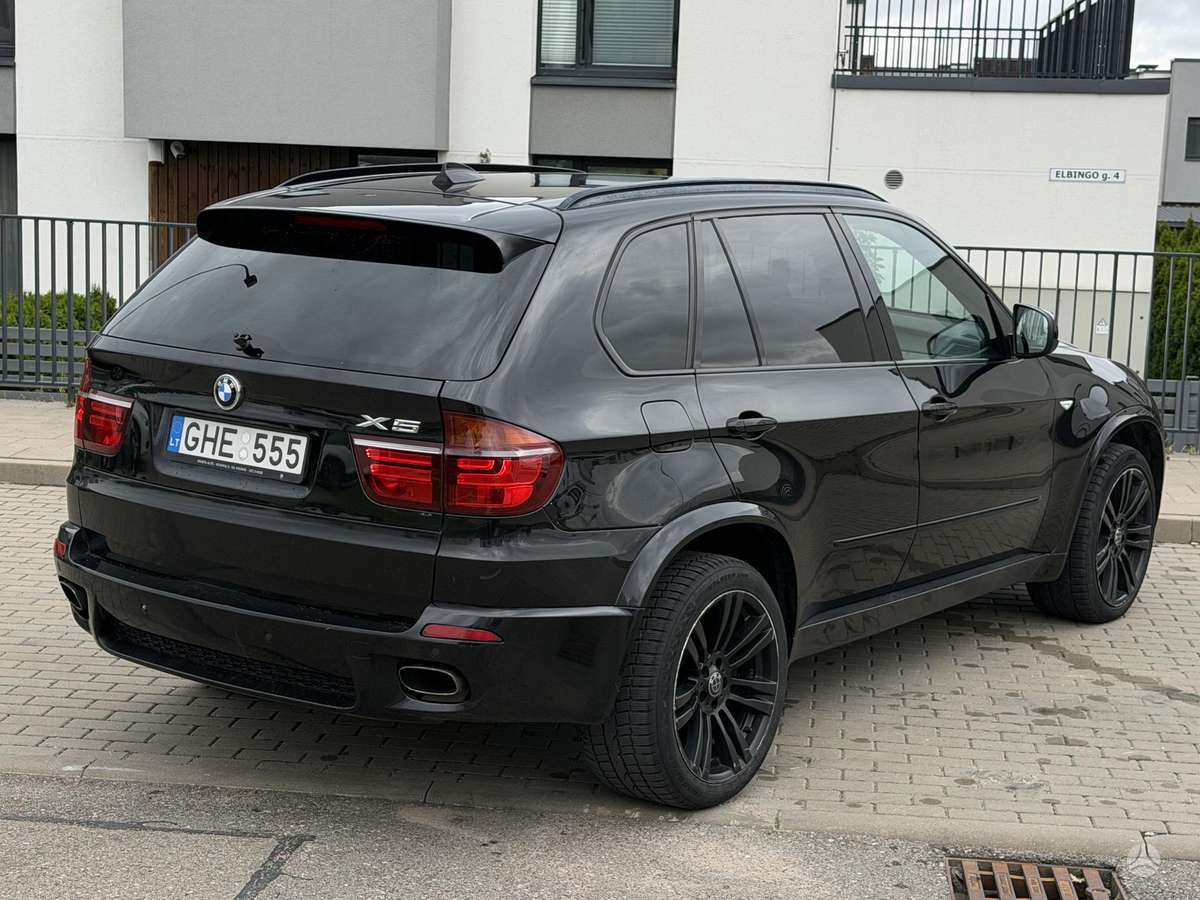 BMW X5 2009 — photo 13