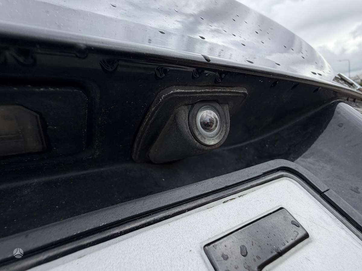 BMW X5 2009 — photo 15