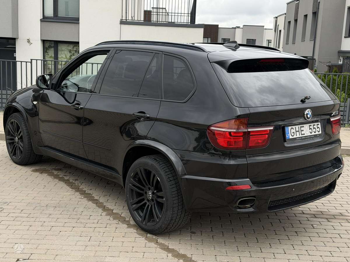 BMW X5 2009 — photo 5