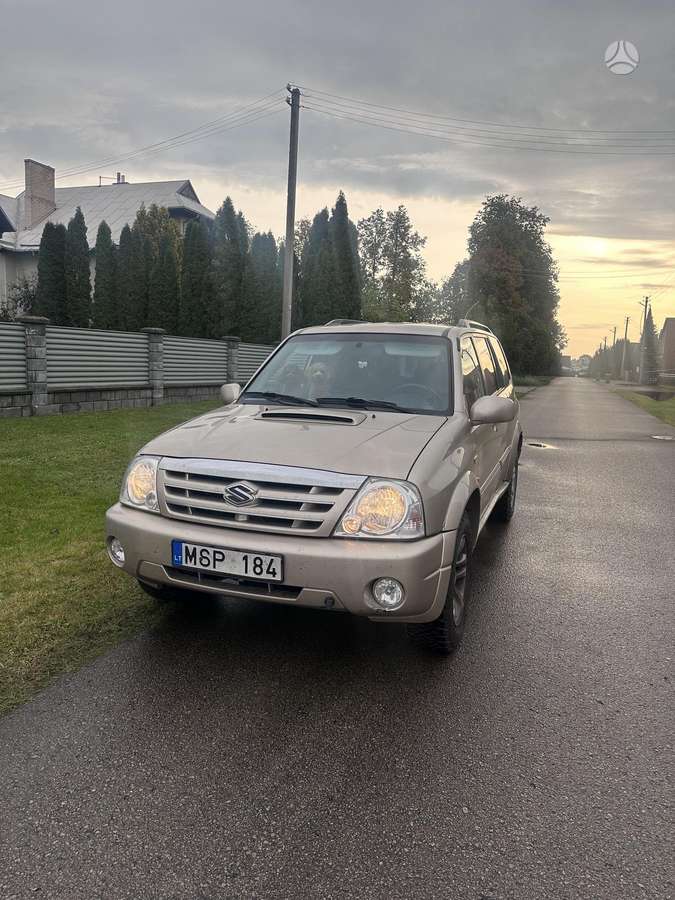 Suzuki Grand 2005 — двигун 1997 cm³, 109 HP (80kW)