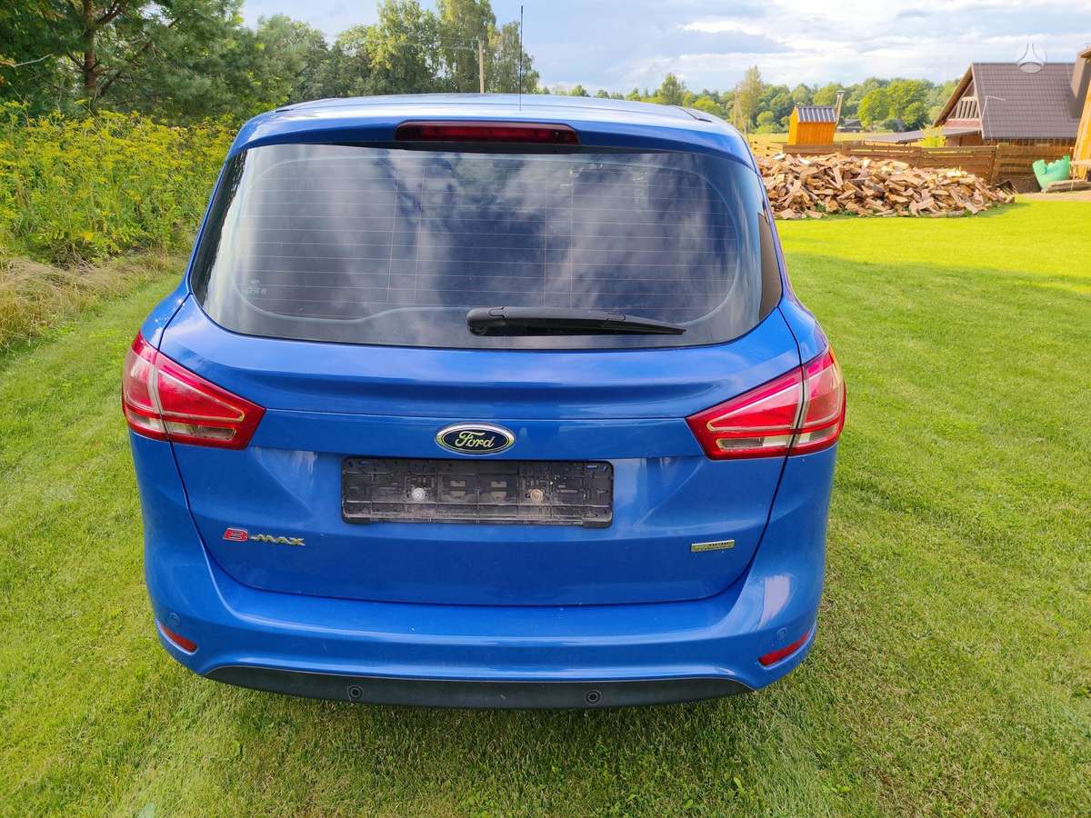 Ford B-MAX 2013 — interior