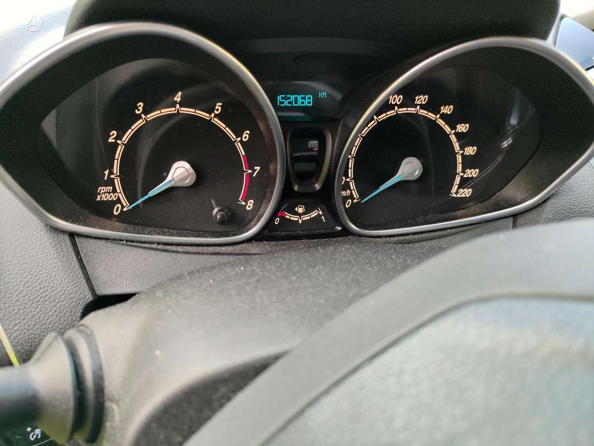 Ford B-MAX 2013 — photo 6