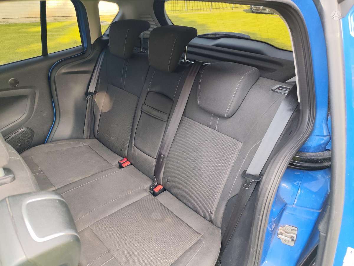 Ford B-MAX 2013 — photo 7