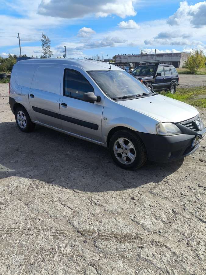 Dacia Logan, 2011