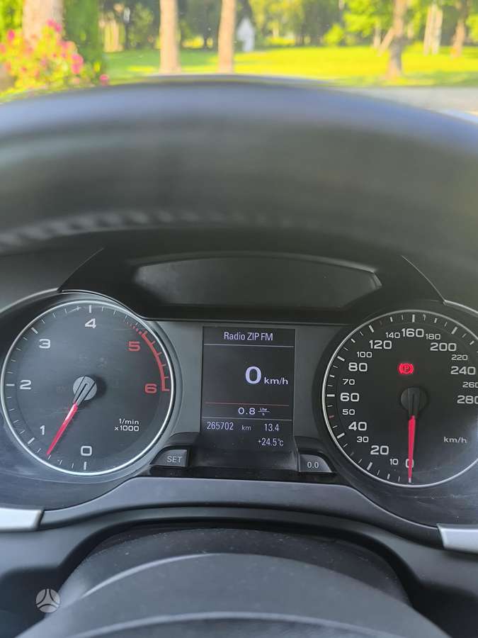 Audi A4 2008 — photo 10