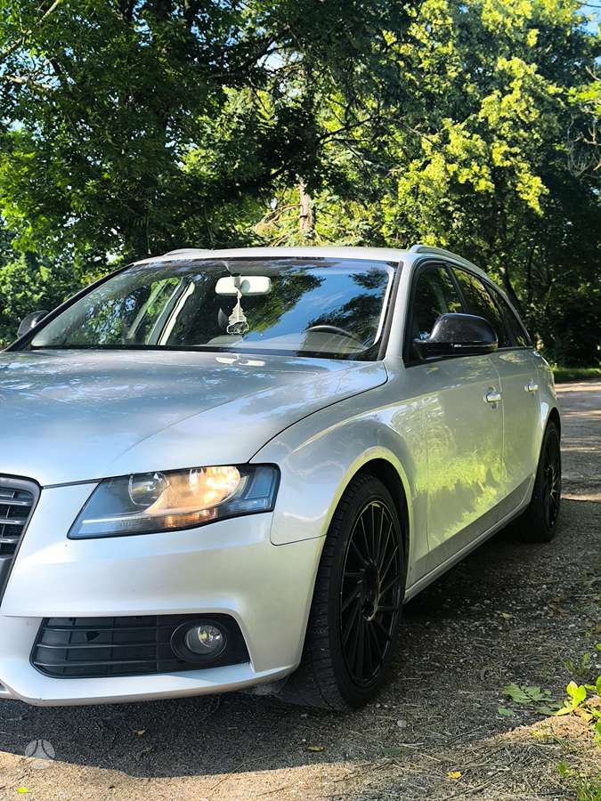 Audi A4 2008 — rear view