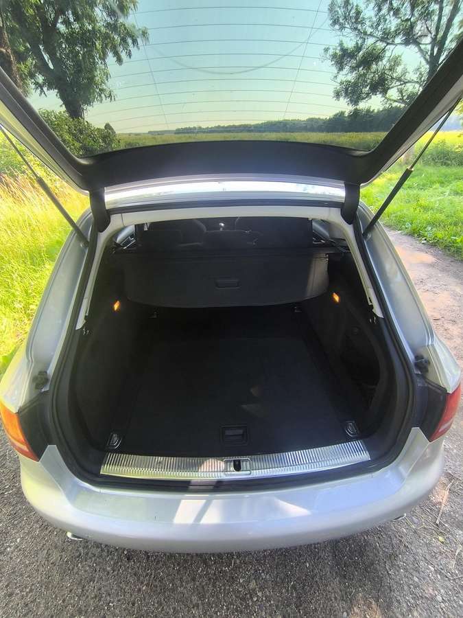 Audi A4 2008 — photo 5