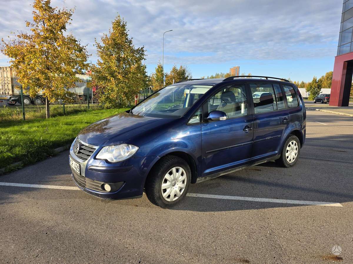 Volkswagen Touran 2007 — авто для ЗСУ з Європи