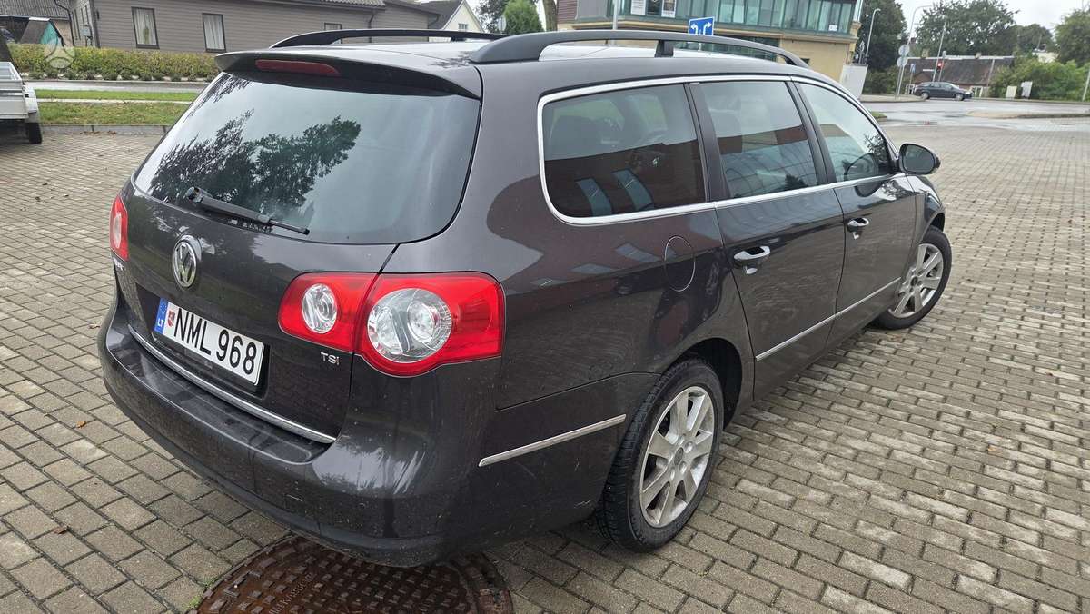 Volkswagen Passat 2009 — photo 6