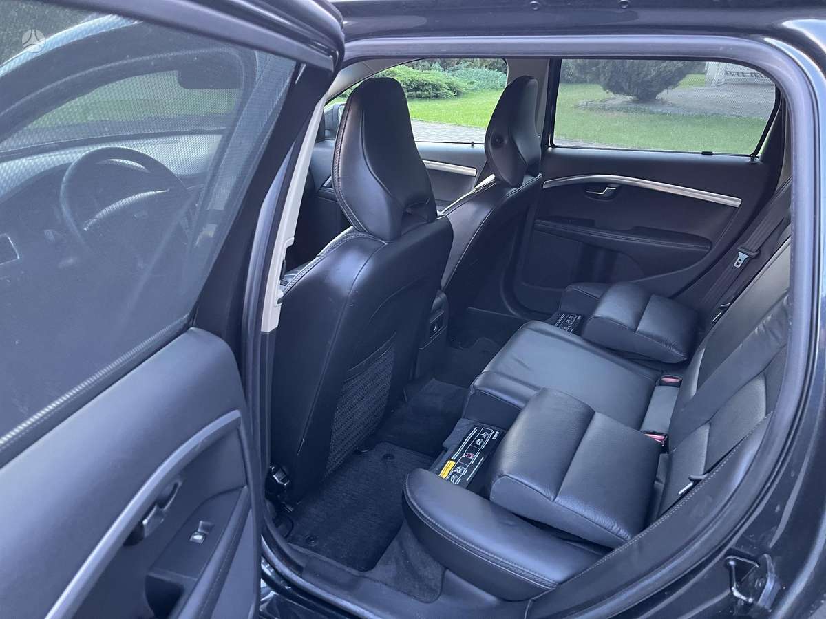 Volvo V70 2009 — photo 10