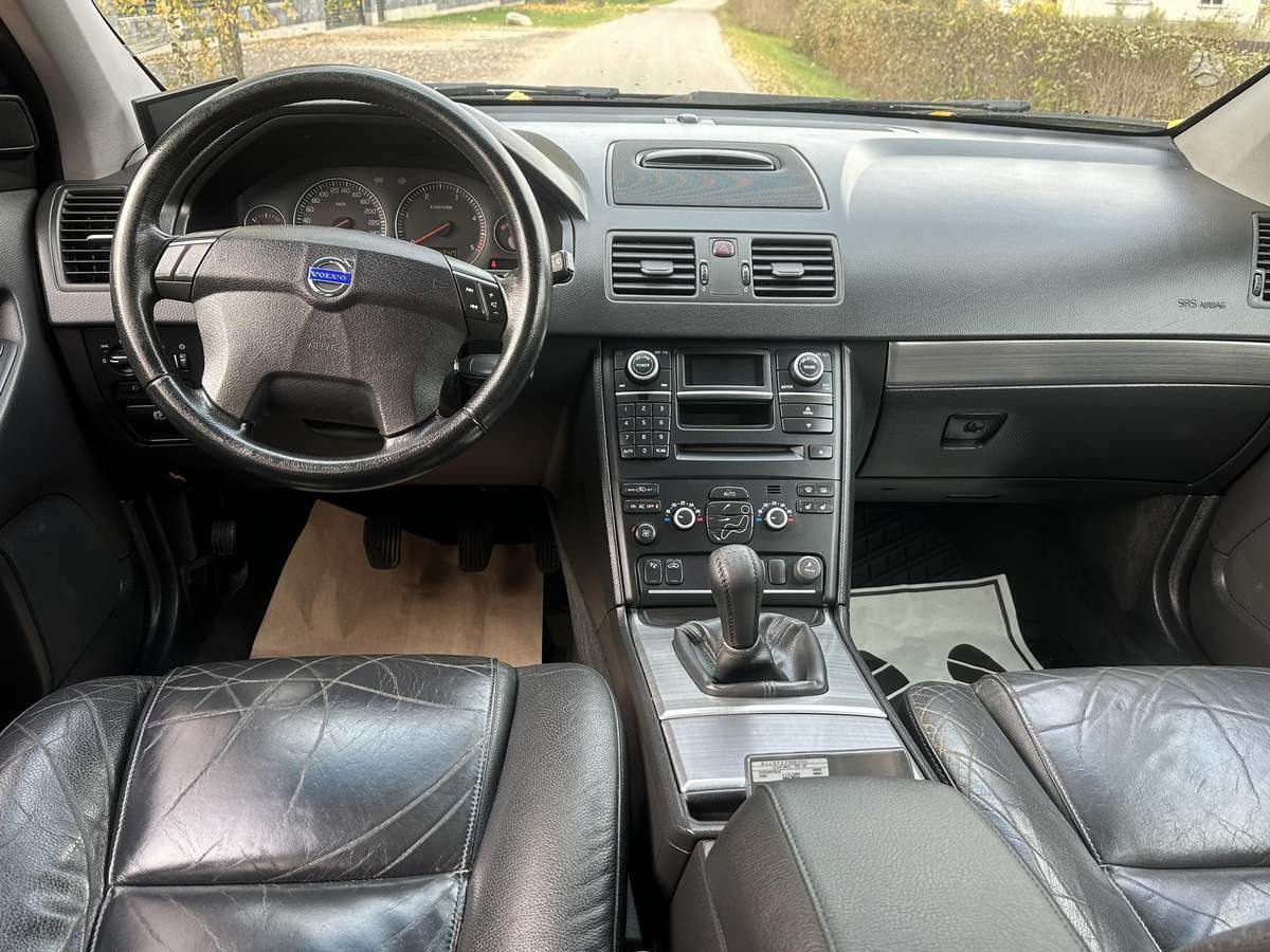 Volvo XC90 2007 — photo 8