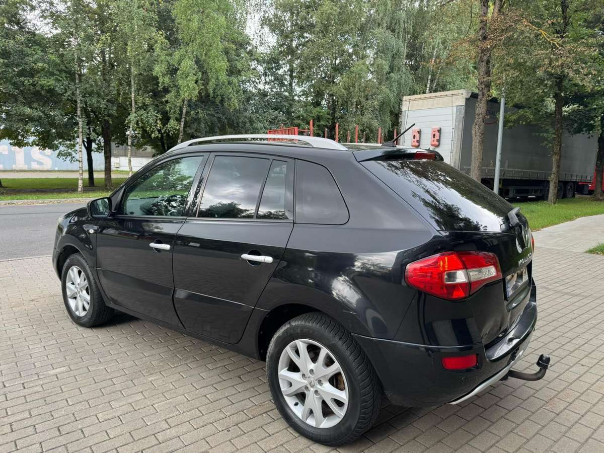 Renault Koleos 2009 — engine 1995 cm³, 150 HP (110kW)