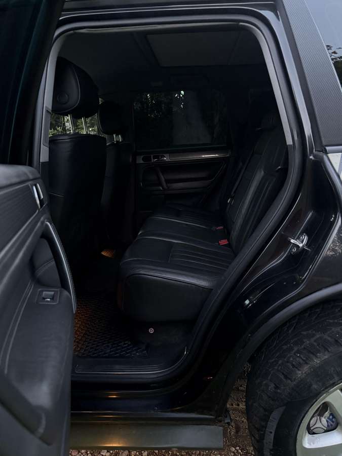 Volkswagen Touareg 2007 — photo 11