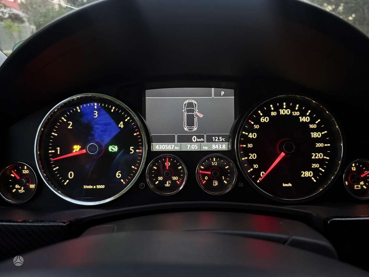 Volkswagen Touareg 2007 — photo 15