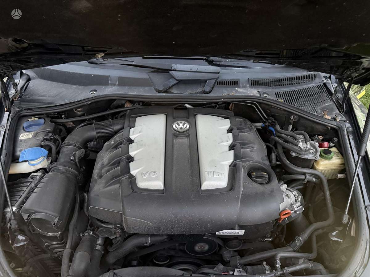 Volkswagen Touareg 2007 — photo 17