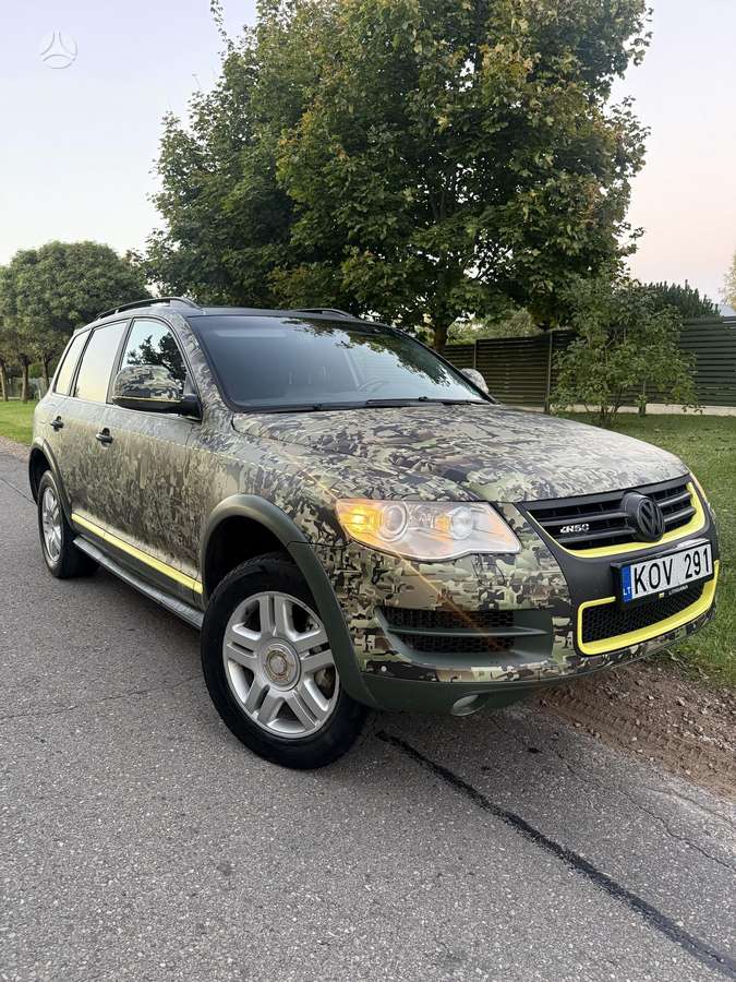 Volkswagen Touareg 2007 — rear view
