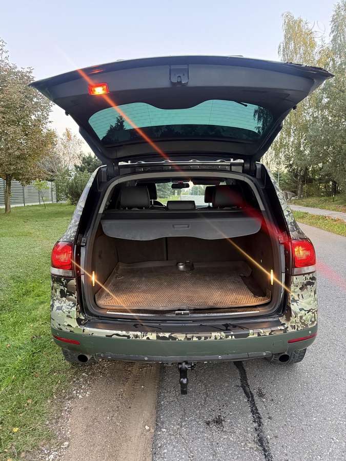 Volkswagen Touareg 2007 — photo 9