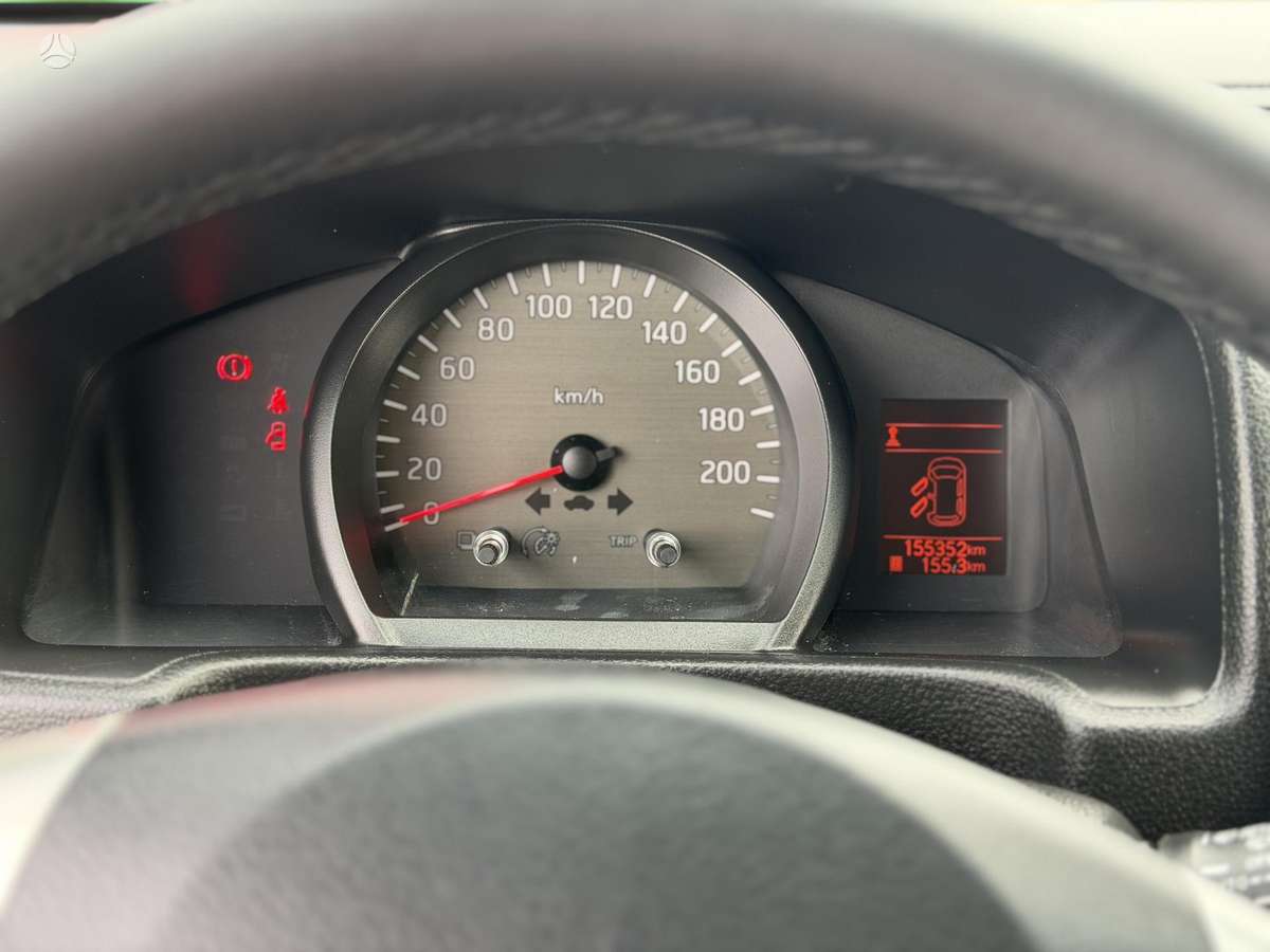Nissan NV200 2013 — photo 17