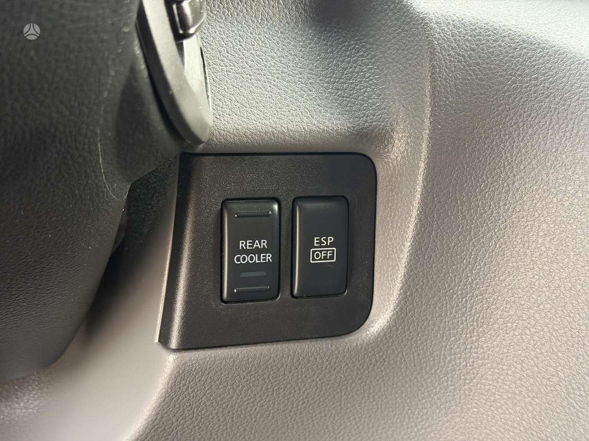 Nissan NV200 2013 — photo 21