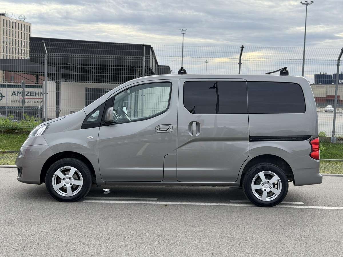 Nissan NV200 2013 — engine 1461 cm³, 110 HP (81kW)