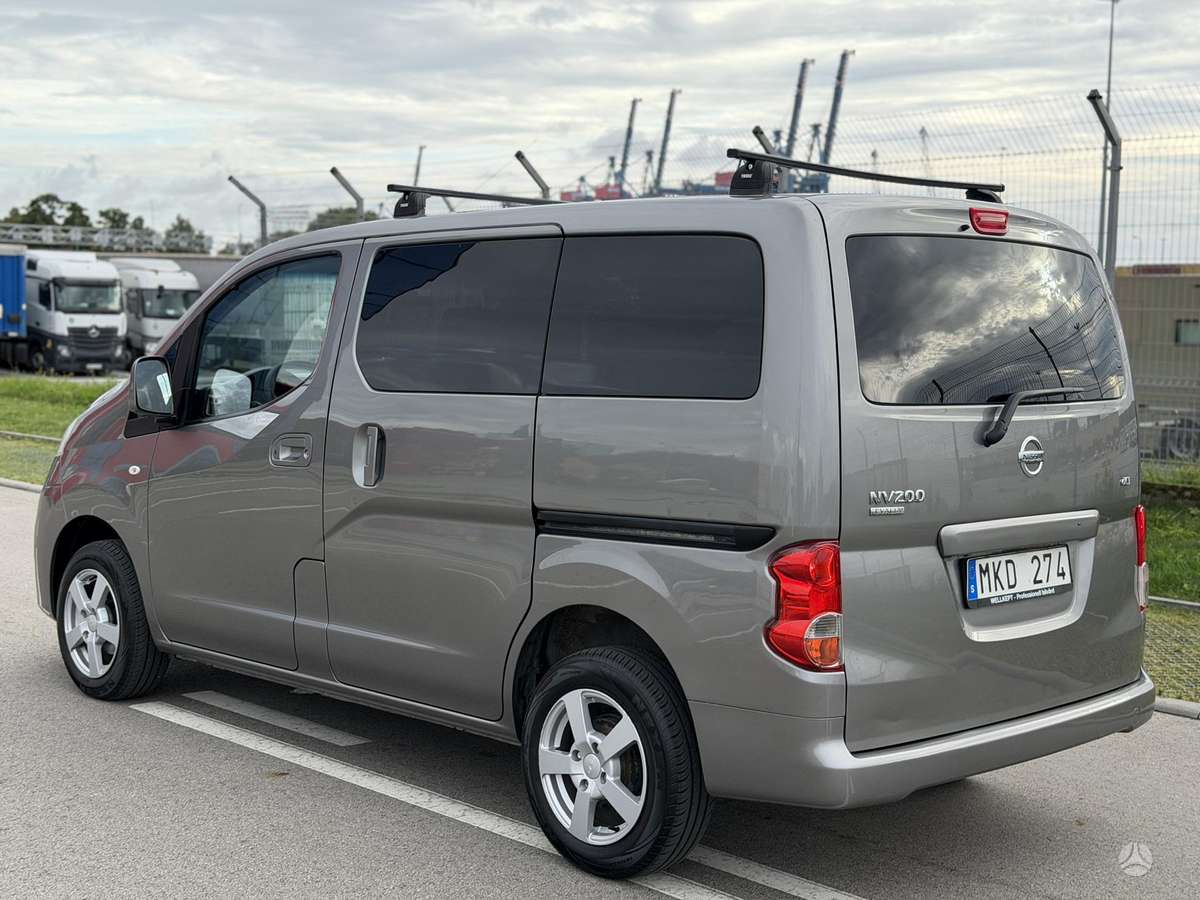 Nissan NV200 2013 — photo 5