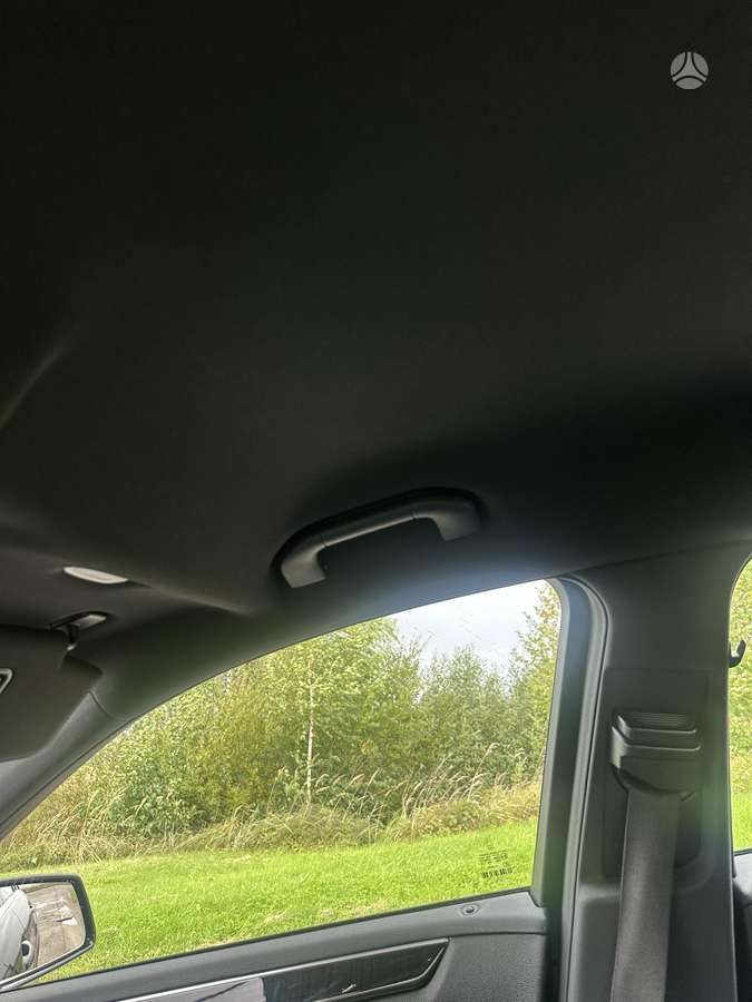 Mercedes-Benz E220 2012 — photo 17
