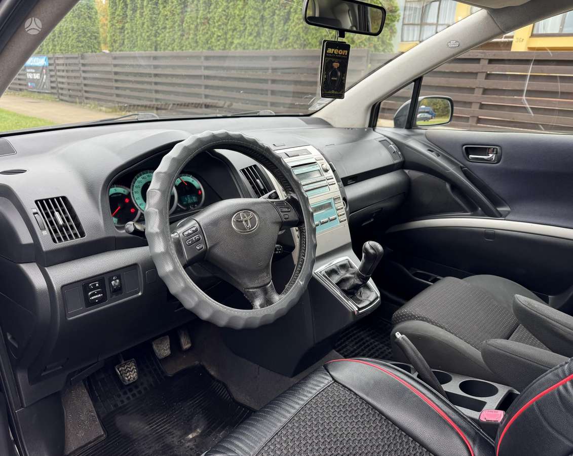Toyota Corolla 2008 — photo 12