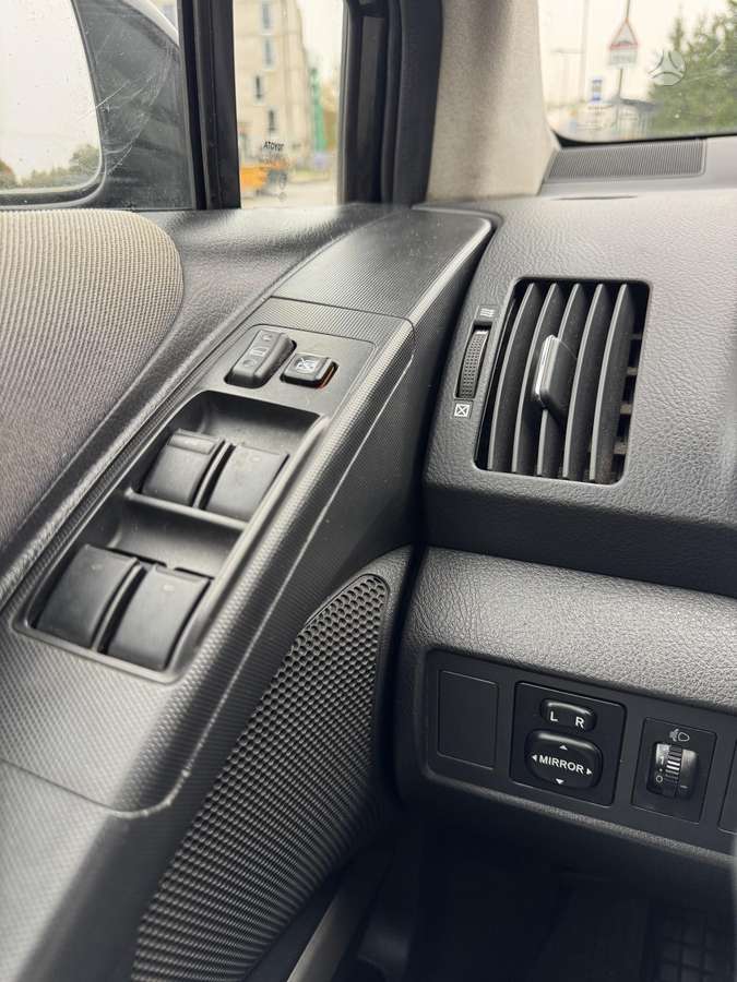 Toyota Corolla 2008 — photo 21