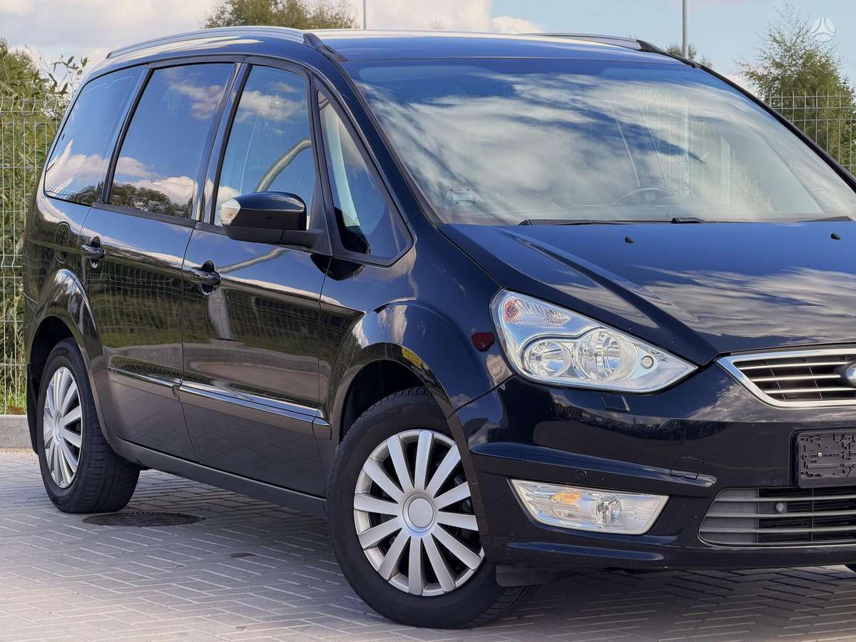 Ford Galaxy 2013 — photo 5