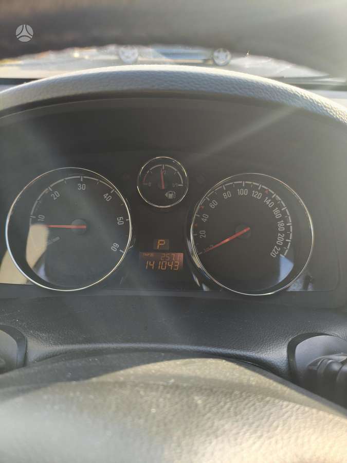 Opel Antara 2012 — photo 14