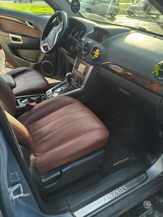 Opel Antara 2012 — photo 15