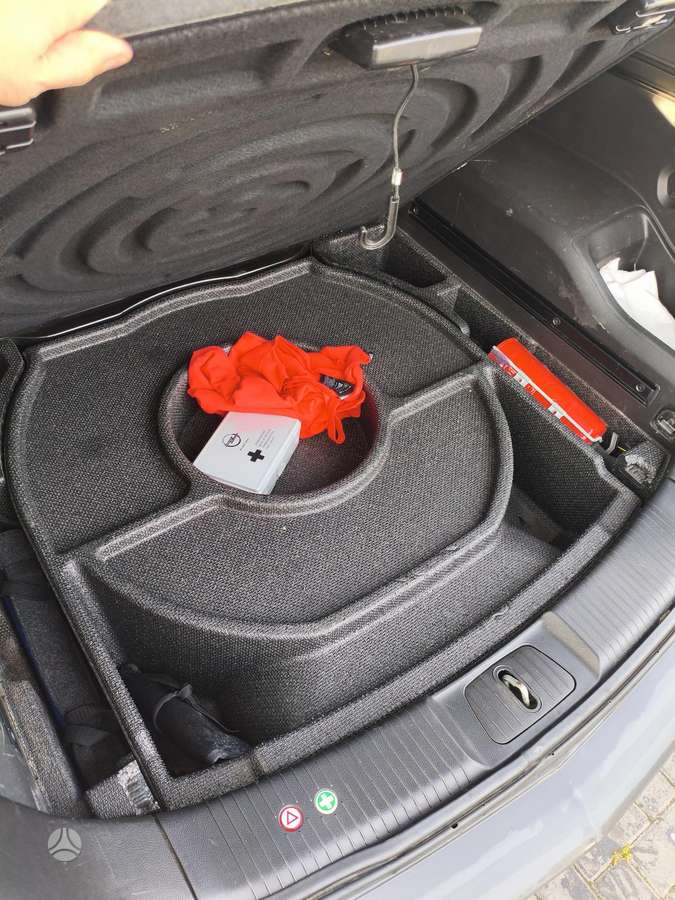 Opel Antara 2012 — photo 17