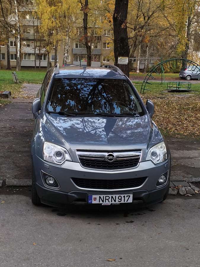 Opel Antara 2012 — rear view