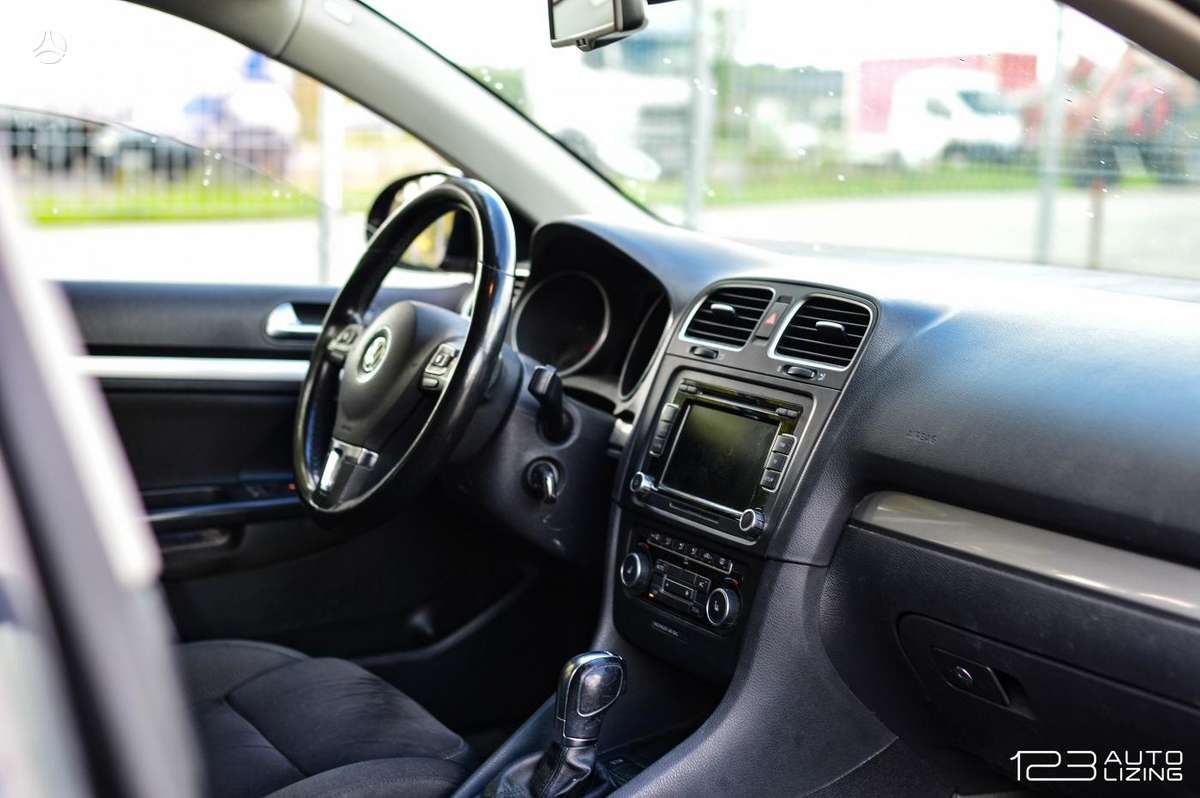 Volkswagen Golf 2012 — photo 11