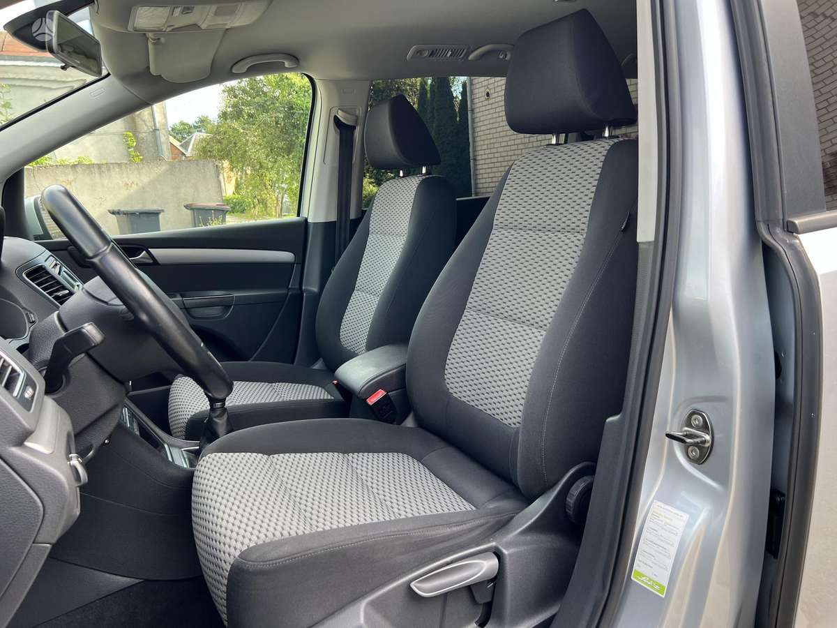 Volkswagen Sharan 2010 — photo 20