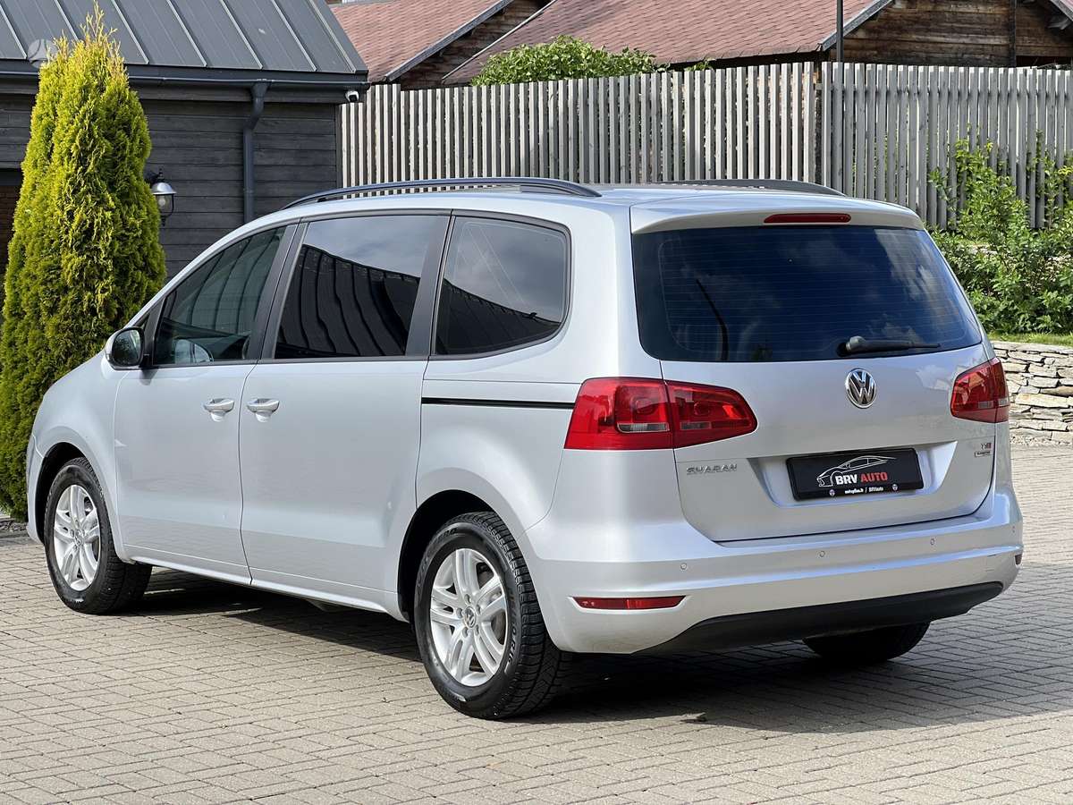 Volkswagen Sharan 2010 — photo 9