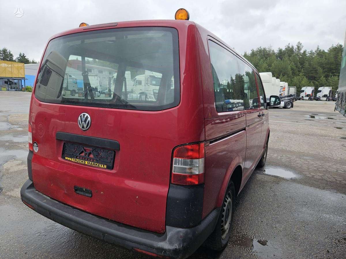 Volkswagen Transporter 2013 — engine